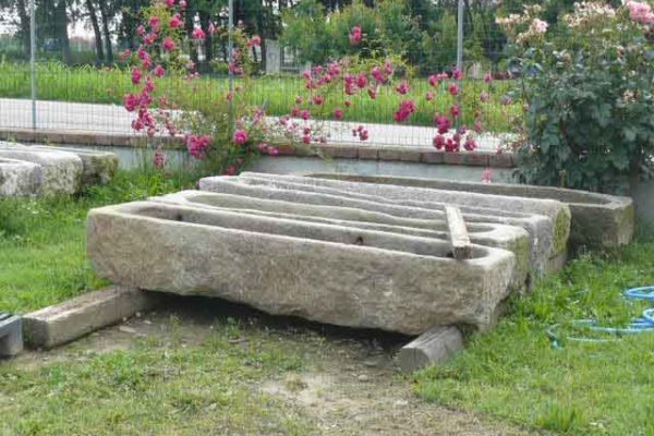 Fioriere/vasche in pietra