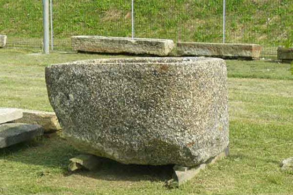 Fioriere/vasche in pietra